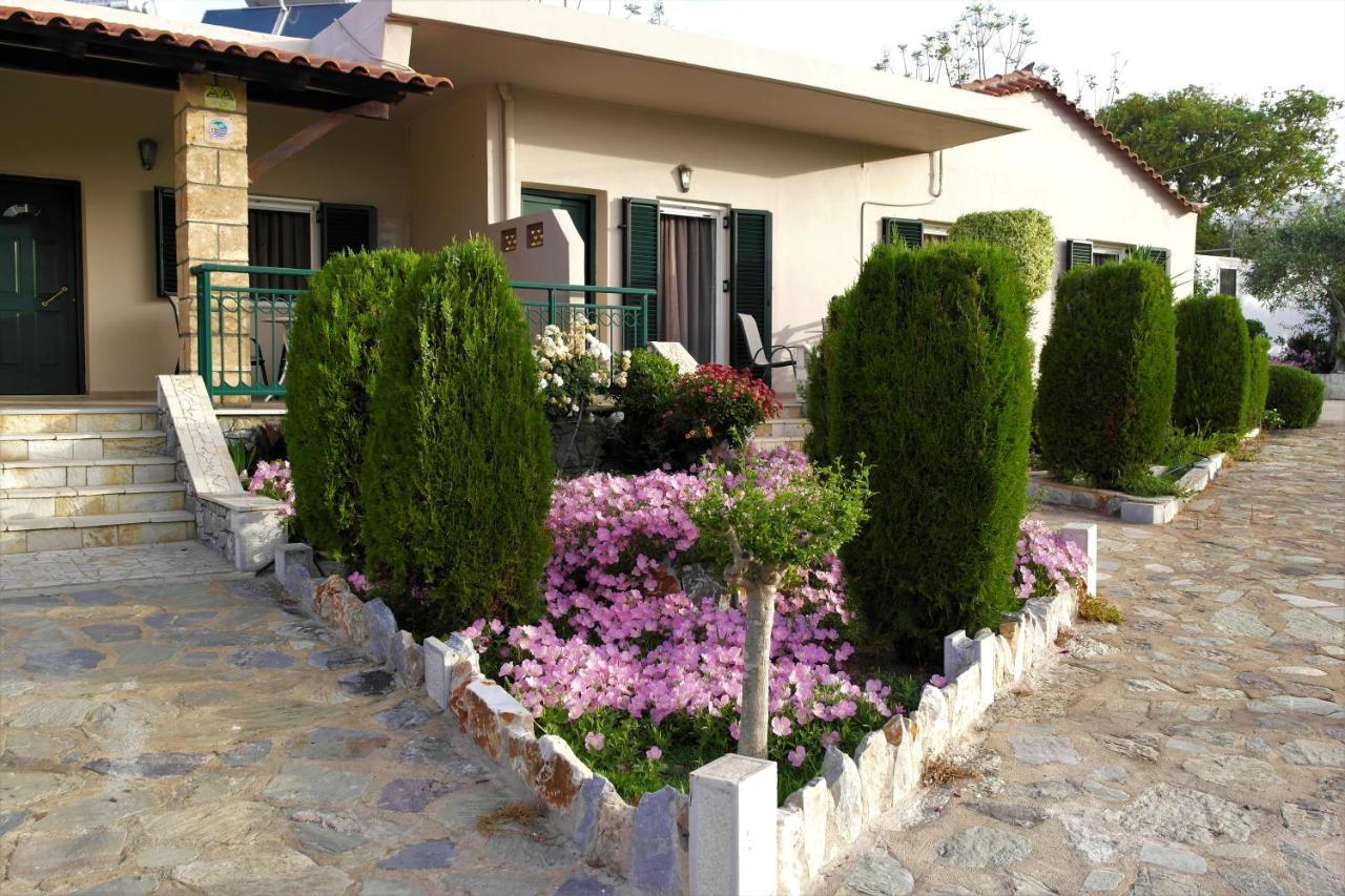 Voulas Apartments Stoúpa Dış mekan fotoğraf