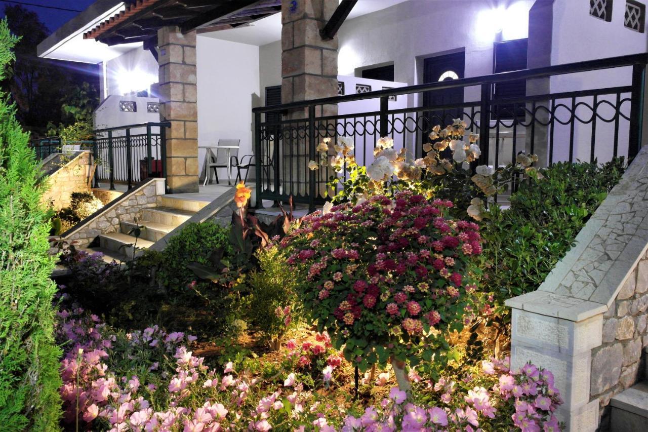 Voulas Apartments Stoúpa Dış mekan fotoğraf