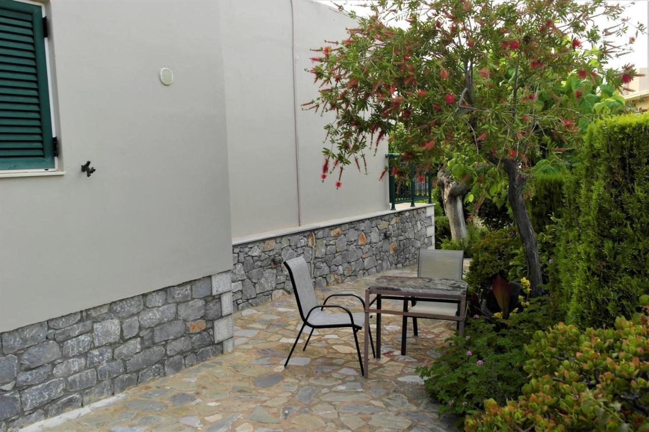 Voulas Apartments Stoúpa Dış mekan fotoğraf